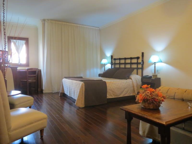 Hotel Posta Carretas Буенос Айрес Екстериор снимка