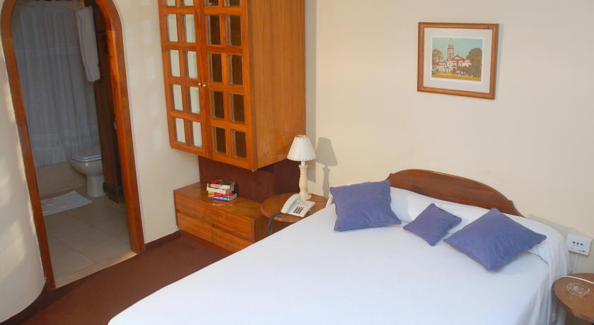 Hotel Posta Carretas Буенос Айрес Екстериор снимка